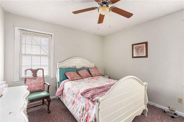 1913 Amberwood Court, Griffin, GA 30223