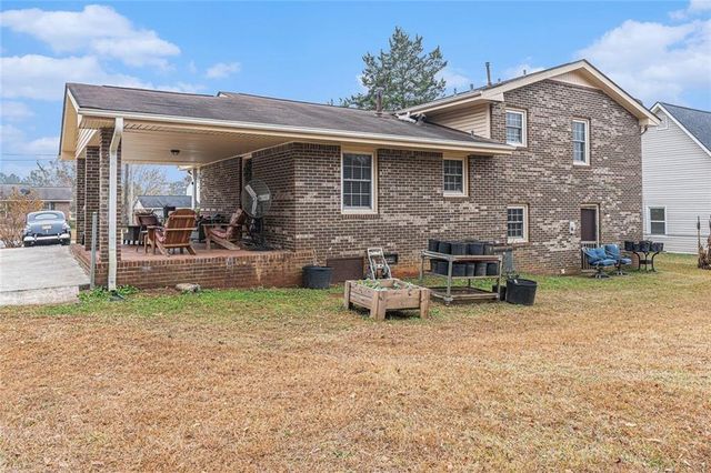 1913 Amberwood Court, Griffin, GA 30223