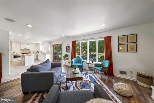 111 MT AIRY HARBOURTON RD, Lambertville, NJ 08530