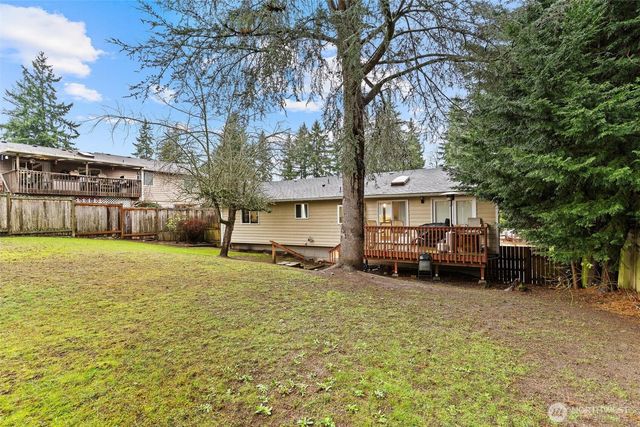2811 SW 337th St, Federal Way, WA 98023
