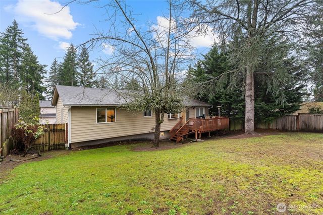 2811 SW 337th St, Federal Way, WA 98023