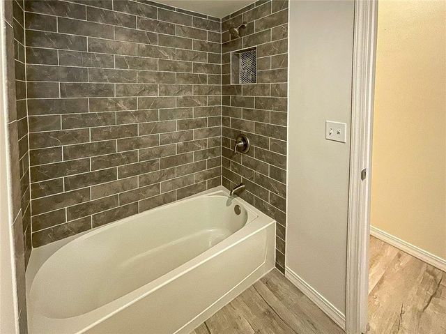 1216 E 4th Street, Sedalia, MO 65301