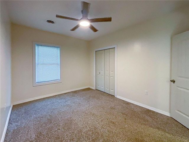 1216 E 4th Street, Sedalia, MO 65301