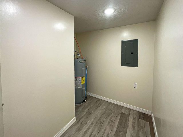 1216 E 4th Street, Sedalia, MO 65301