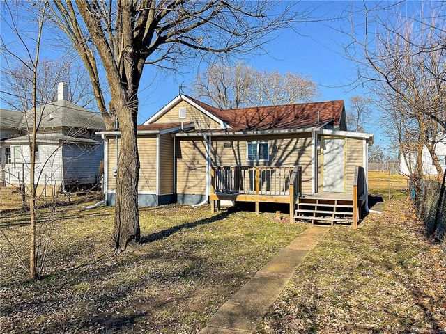 1216 E 4th Street, Sedalia, MO 65301