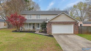 3003 Leighsdale Avenue SW, Decatur, AL 35603