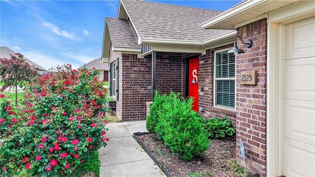2125 Carlisle Street, Gentry, AR 72734