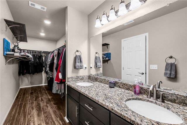 2125 Carlisle Street, Gentry, AR 72734