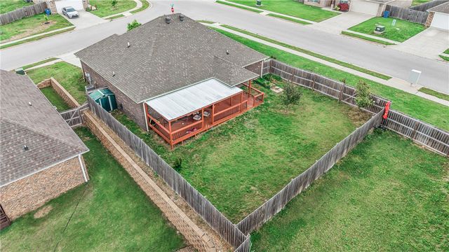 2125 Carlisle Street, Gentry, AR 72734