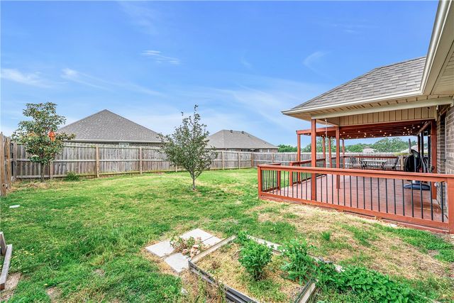 2125 Carlisle Street, Gentry, AR 72734