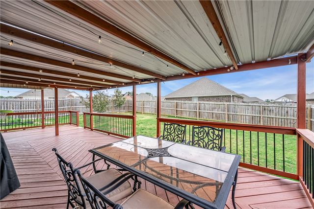 2125 Carlisle Street, Gentry, AR 72734
