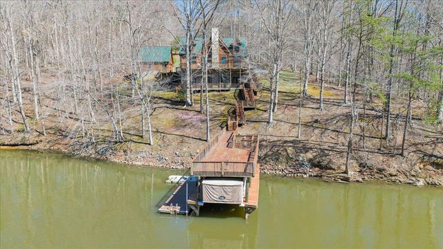 239 Blackwater Landing DR, Wirtz, VA 24184
