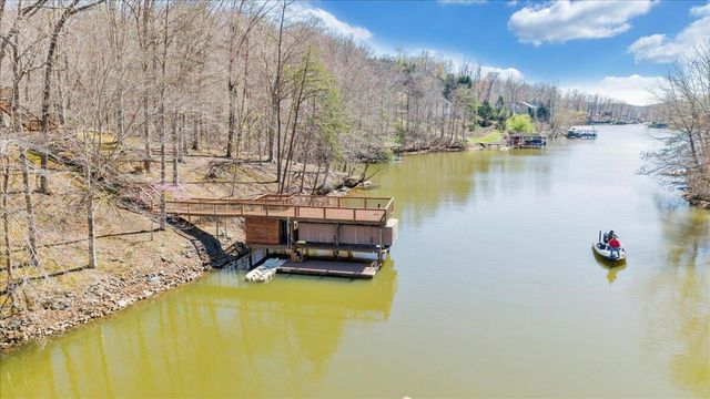 239 Blackwater Landing DR, Wirtz, VA 24184
