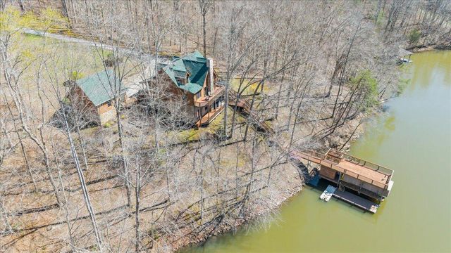 239 Blackwater Landing DR, Wirtz, VA 24184