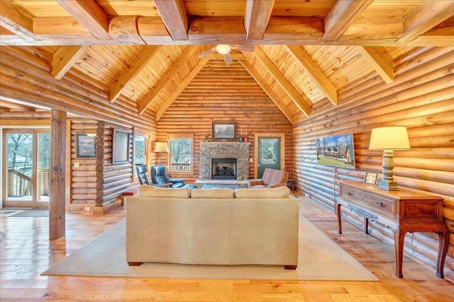 239 Blackwater Landing DR, Wirtz, VA 24184