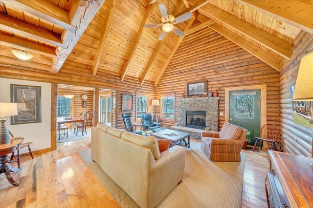 239 Blackwater Landing DR, Wirtz, VA 24184