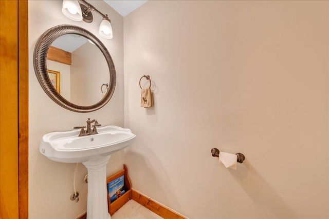 239 Blackwater Landing DR, Wirtz, VA 24184