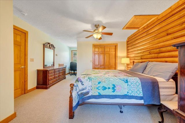 239 Blackwater Landing DR, Wirtz, VA 24184