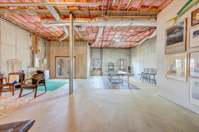 239 Blackwater Landing DR, Wirtz, VA 24184