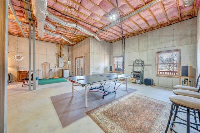 239 Blackwater Landing DR, Wirtz, VA 24184