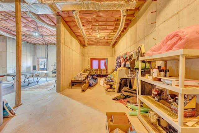 239 Blackwater Landing DR, Wirtz, VA 24184