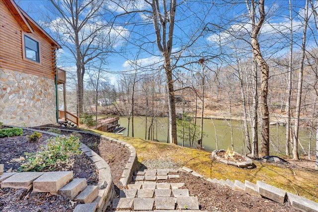 239 Blackwater Landing DR, Wirtz, VA 24184