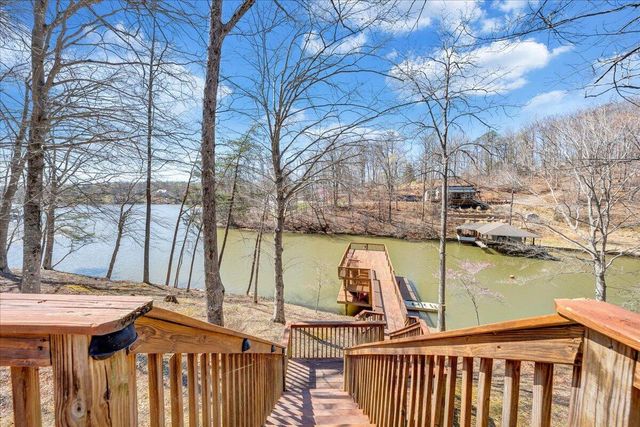 239 Blackwater Landing DR, Wirtz, VA 24184
