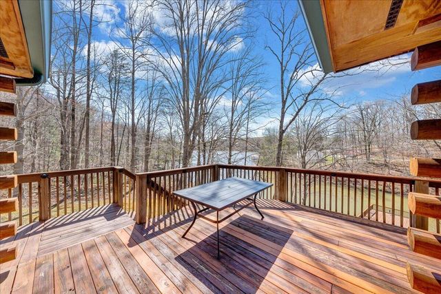 239 Blackwater Landing DR, Wirtz, VA 24184