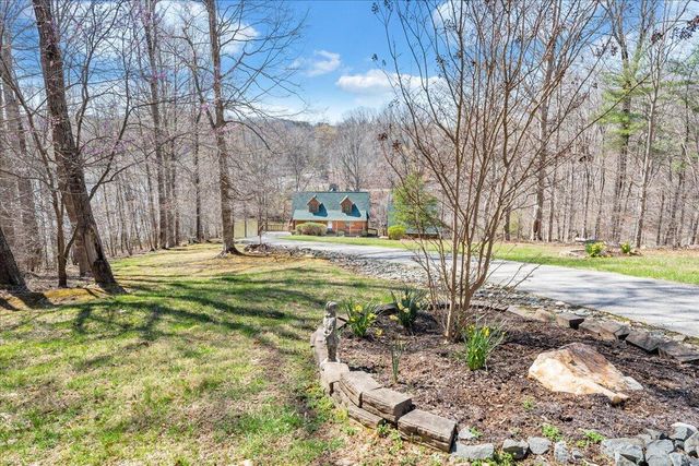 239 Blackwater Landing DR, Wirtz, VA 24184