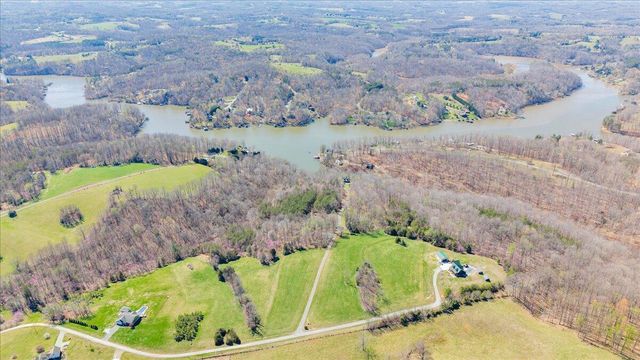 239 Blackwater Landing DR, Wirtz, VA 24184