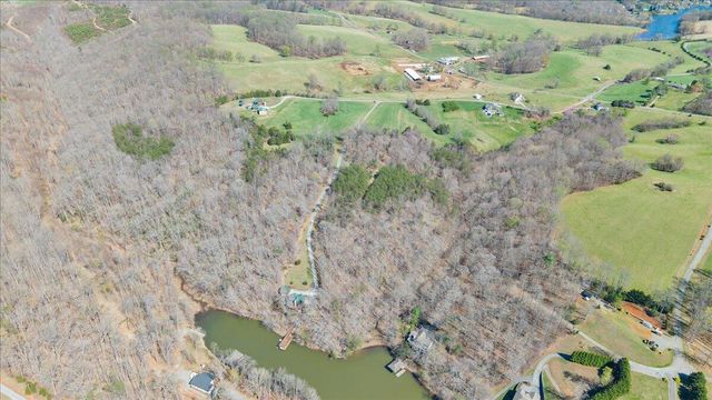 239 Blackwater Landing DR, Wirtz, VA 24184