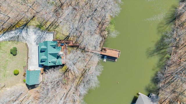 239 Blackwater Landing DR, Wirtz, VA 24184