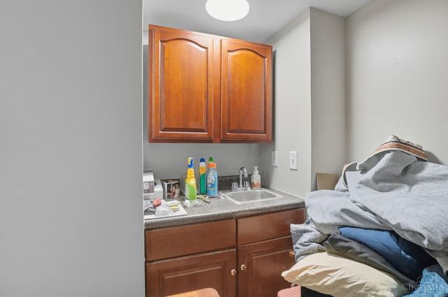 12173 Crestfield Court, Symmes Twp, OH 45249