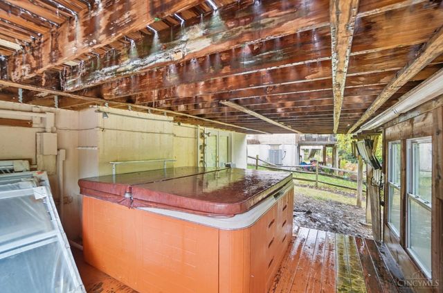 12173 Crestfield Court, Symmes Twp, OH 45249