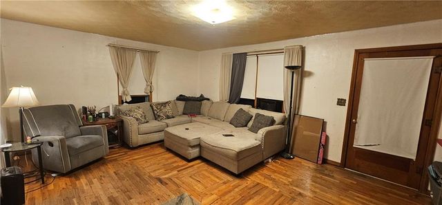 1839 Poplar Street, Lexington, MO 64067