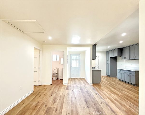 9159 2 Palmetto, Fontana, CA 92335