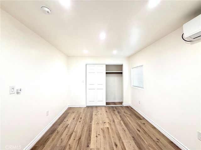 9159 2 Palmetto, Fontana, CA 92335