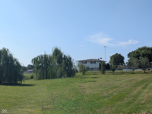 3659 S State Road 103, New Castle, IN 47362