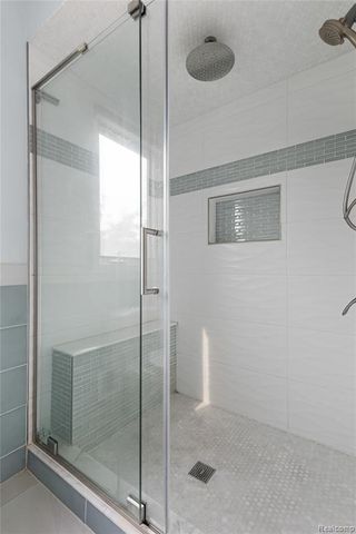 530 Lexington Drive, Rochester Hills, MI 48307