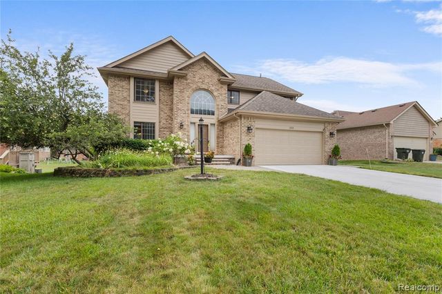 530 Lexington Drive, Rochester Hills, MI 48307