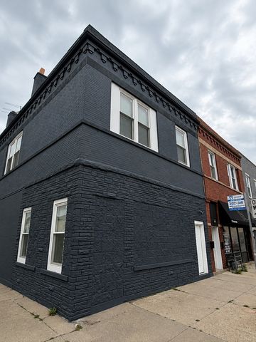 2301 S Laramie Avenue, Cicero, IL 60804