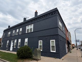 2301 S Laramie Avenue, Cicero, IL 60804