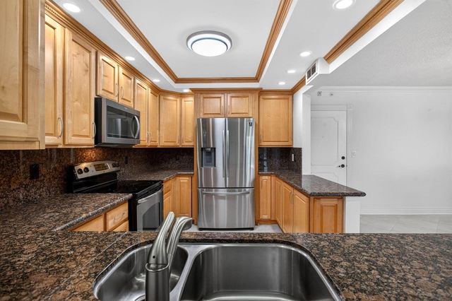 405 N Ocean Boulevard 507, Pompano Beach, FL 33062