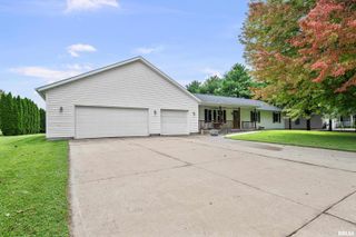 13109 83RD Avenue, Blue Grass, IA 52726