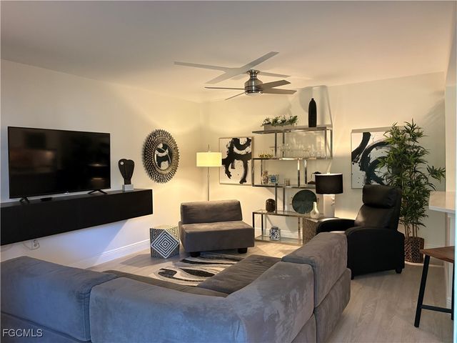 3140 Seasons WAY 514, Estero, FL 33928