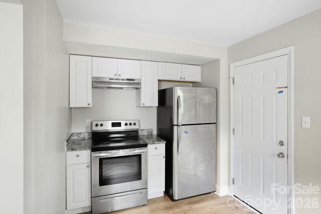3129 Mathis Drive, Charlotte, NC 28208