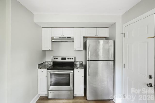 3129 Mathis Drive, Charlotte, NC 28208