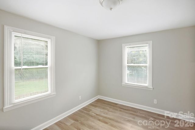 3129 Mathis Drive, Charlotte, NC 28208