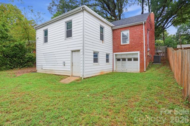 3129 Mathis Drive, Charlotte, NC 28208