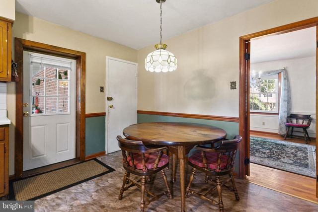 2015 KERWOOD DR, Broomall, PA 19008